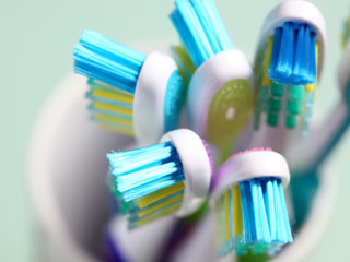 A Clean Toothbrush Equals Healthy Gums - NewBeauty