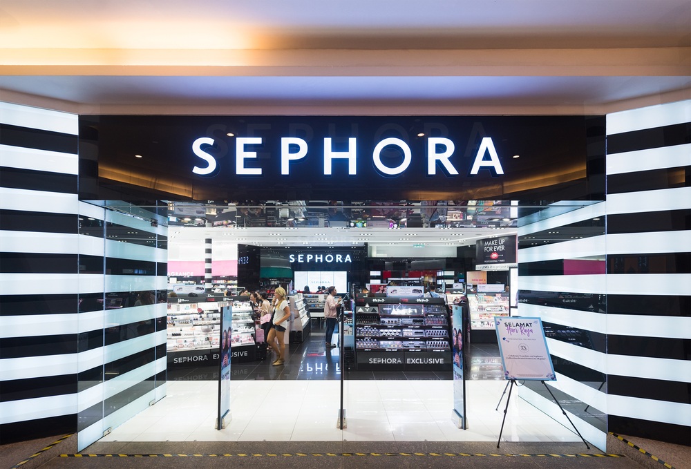 An Insider's Guide to Shopping at Sephora From Current & Former