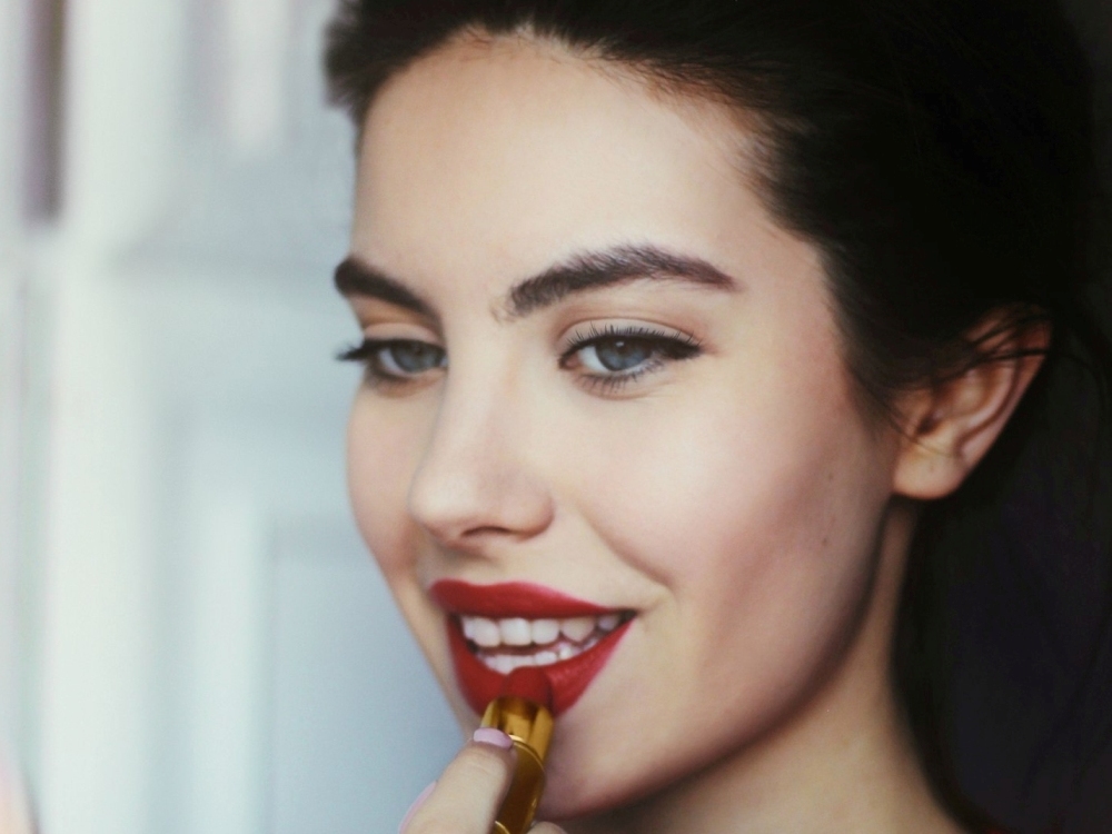 The 1, 2, 3s of the Perfect Valentine’s Day Red Lip featured image