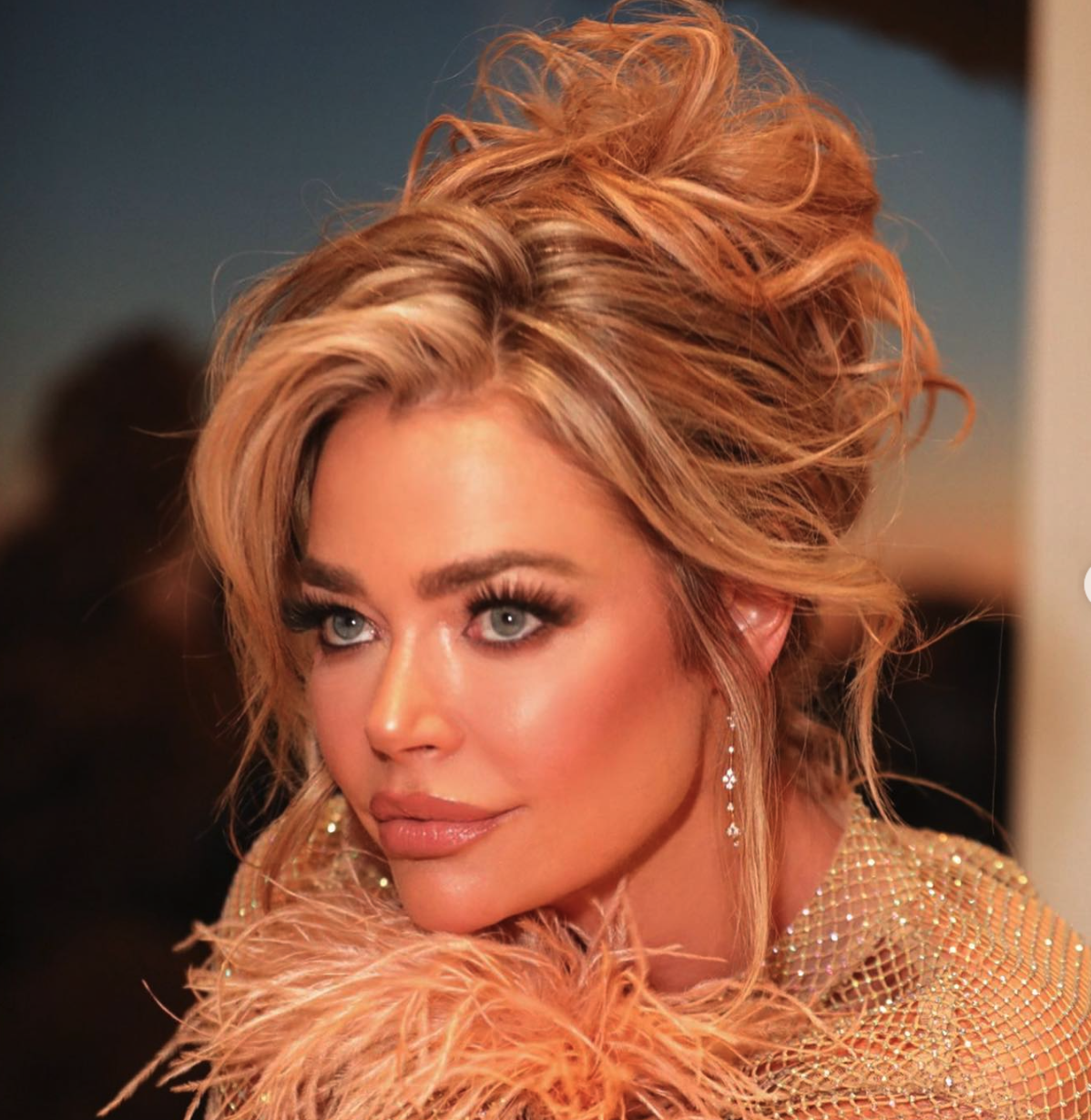 Denise Richards Just Won the Hair-Volume Game With This Instant  Root-Lifting Spray - NewBeauty