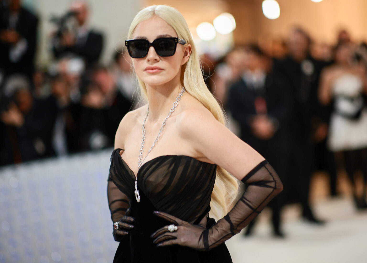 Jessica Chastain Goes Platinum Blonde for the Met Gala