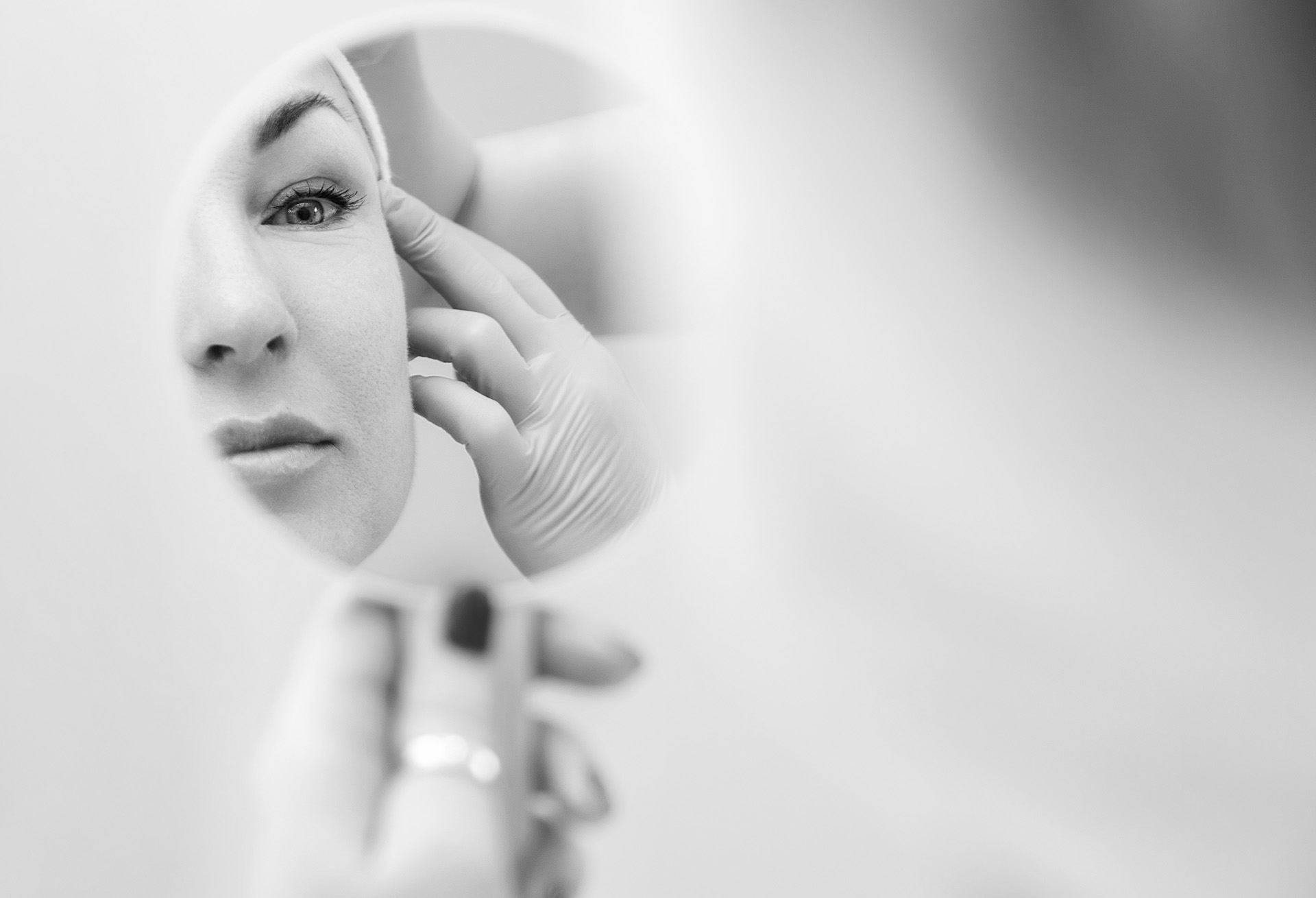 everything-to-know-about-mid-facelift-surgery