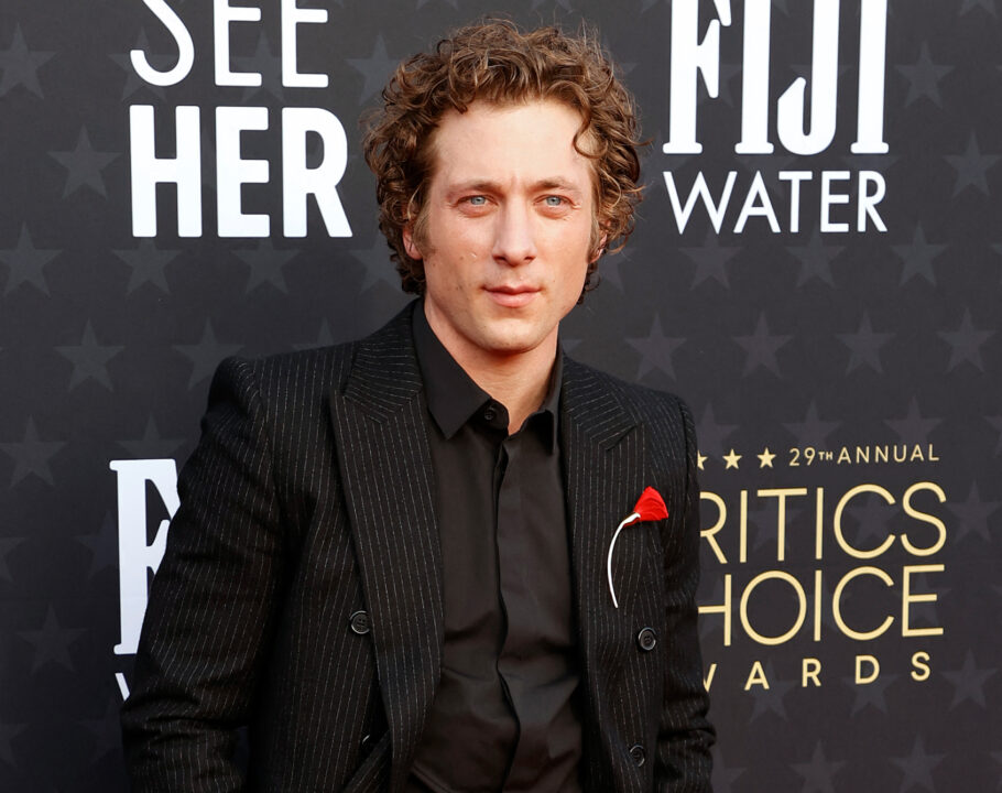 jeremy allen white