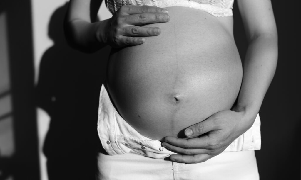 30 Women Share the Most Surprising Things That Happened to Their Bodies During Pregnancy featured image