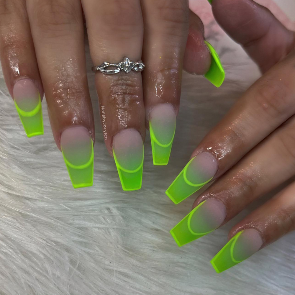 neon-coffin-nails