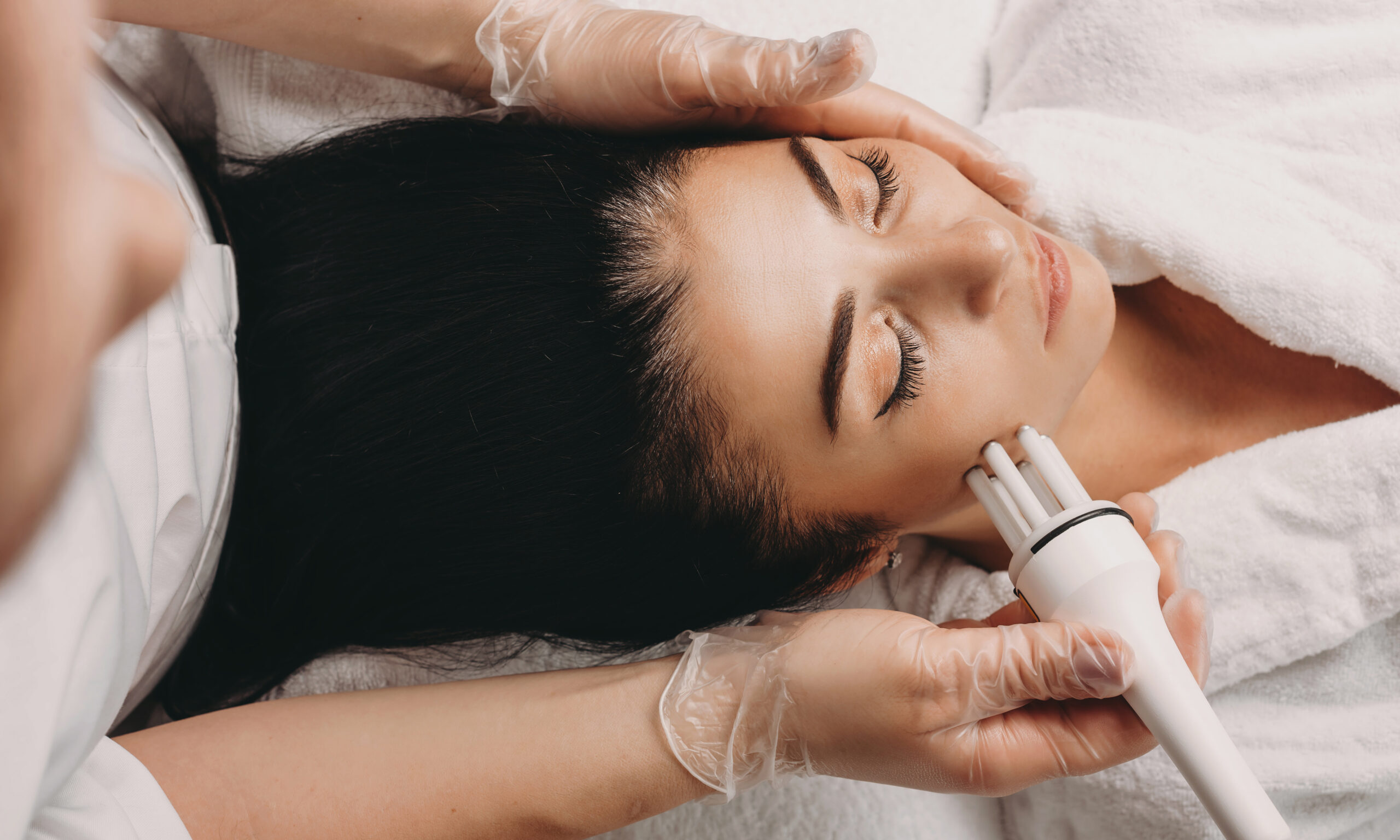 Laser Pores and skin Tightening: What It Is, Price and Extra