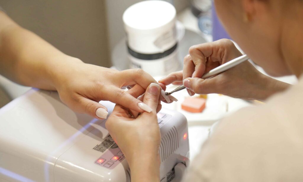 Why Does Getting Gel Nails Hurt? Experts Weigh In featured image