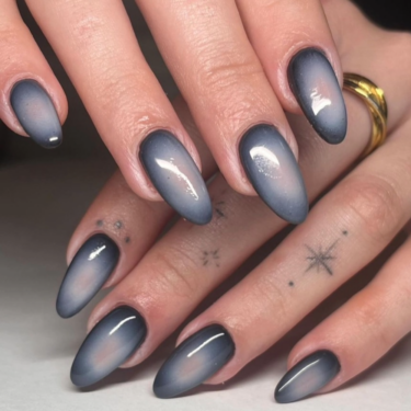 grey airbrushed nails