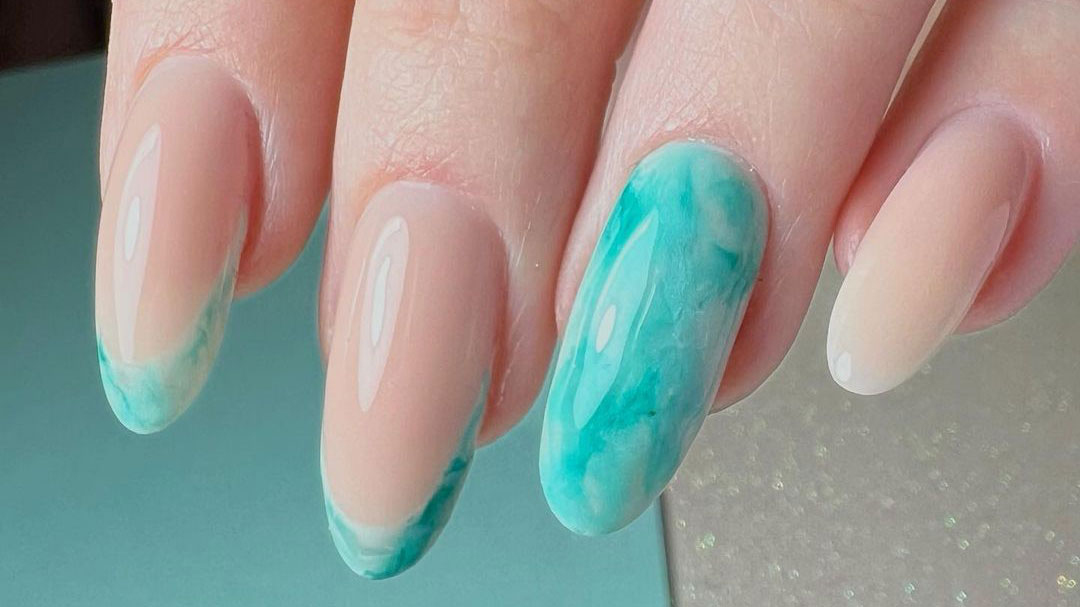 Marble Nails Are Having a Main Second