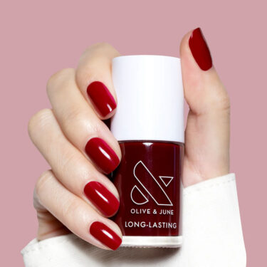 OLIVE & JUNE nail polish in Garnet Glass