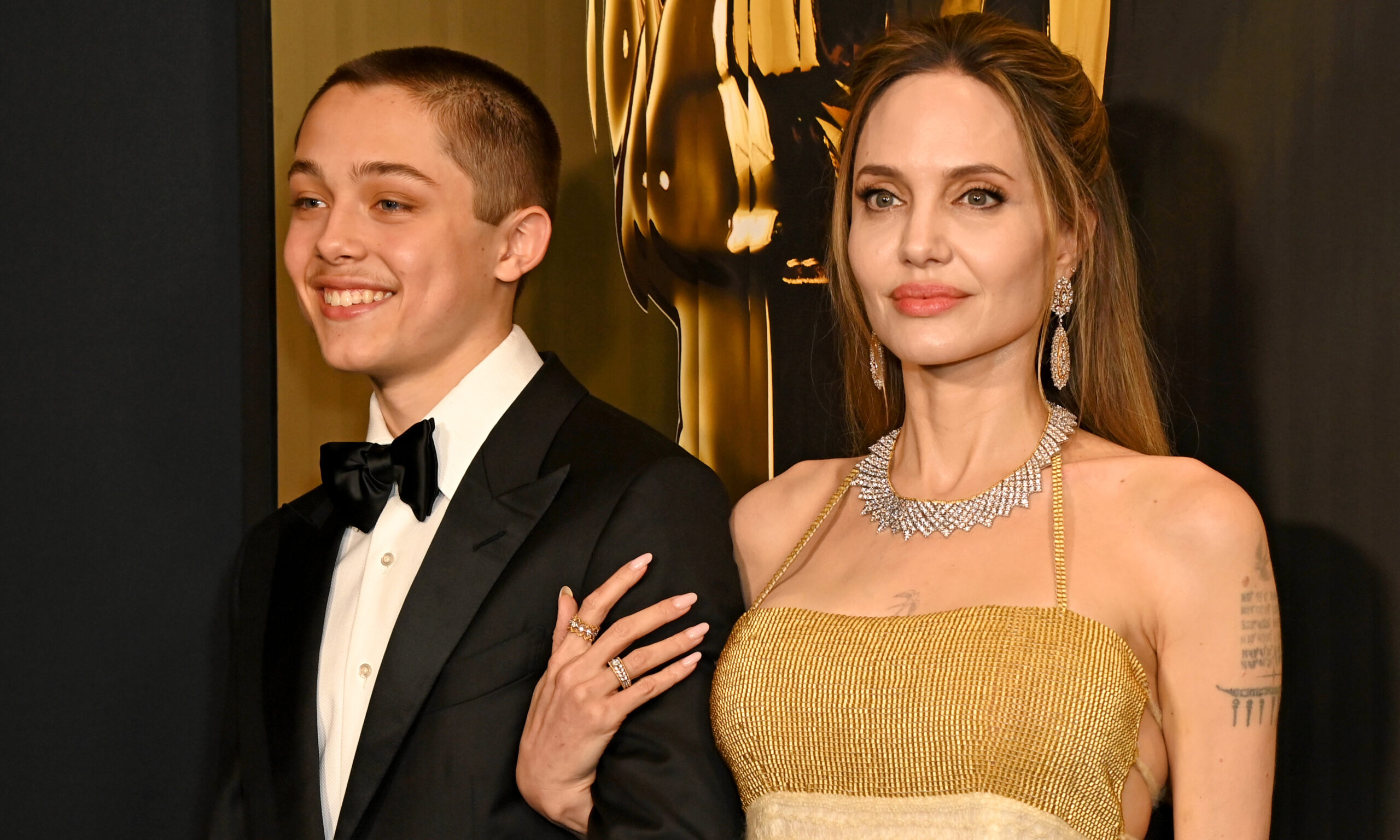 Angelina Jolie Nails 2 Manicure Tendencies at Governors Awards