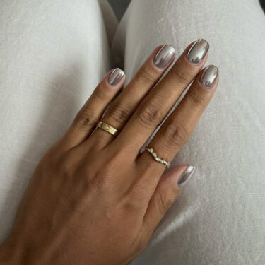 silver chrome mani