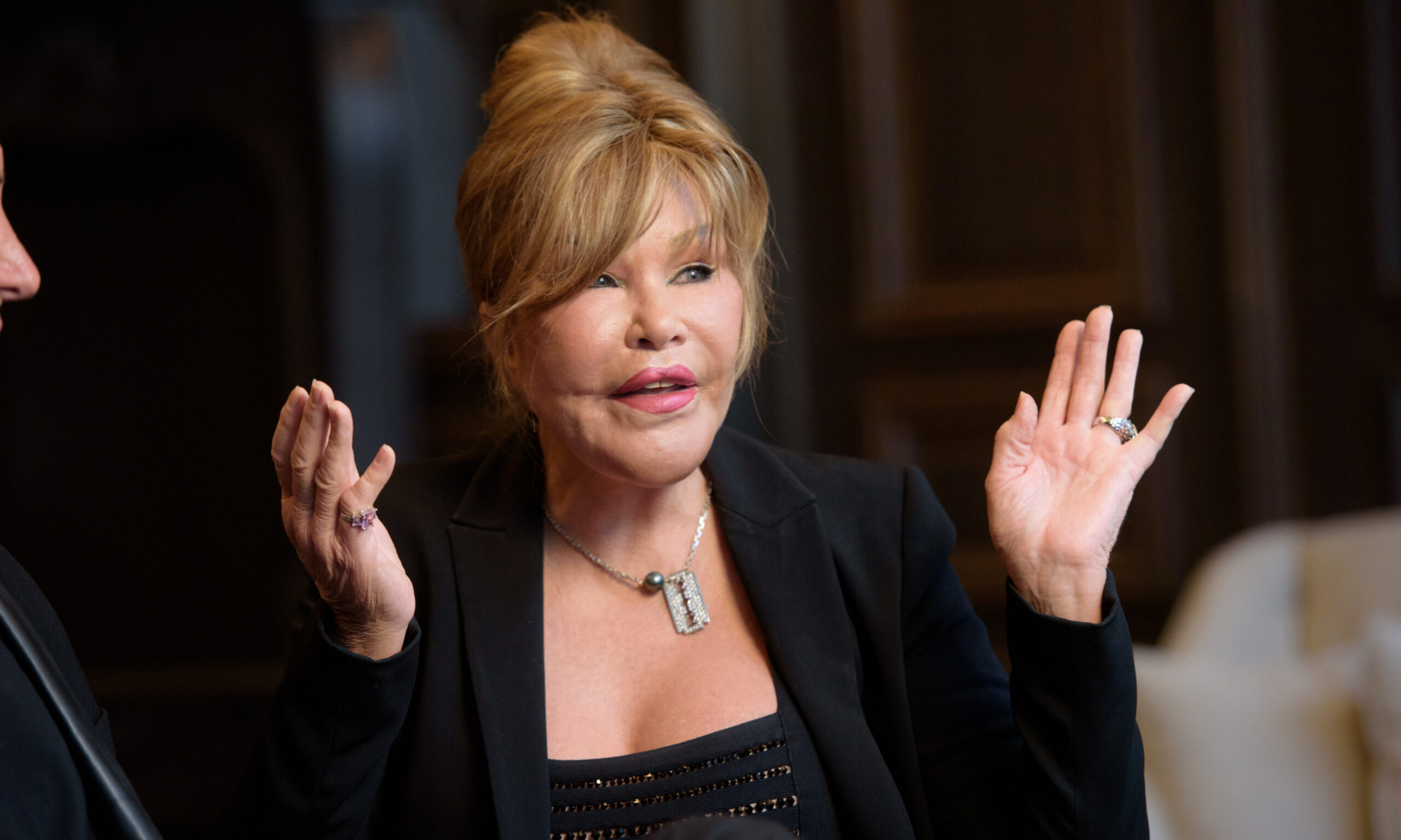 Jocelyn Wildenstein, Dubbed ‘Catwoman’ for Her Bold Plastic Surgery Transformation, Dies at 79