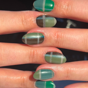 green plaid nails