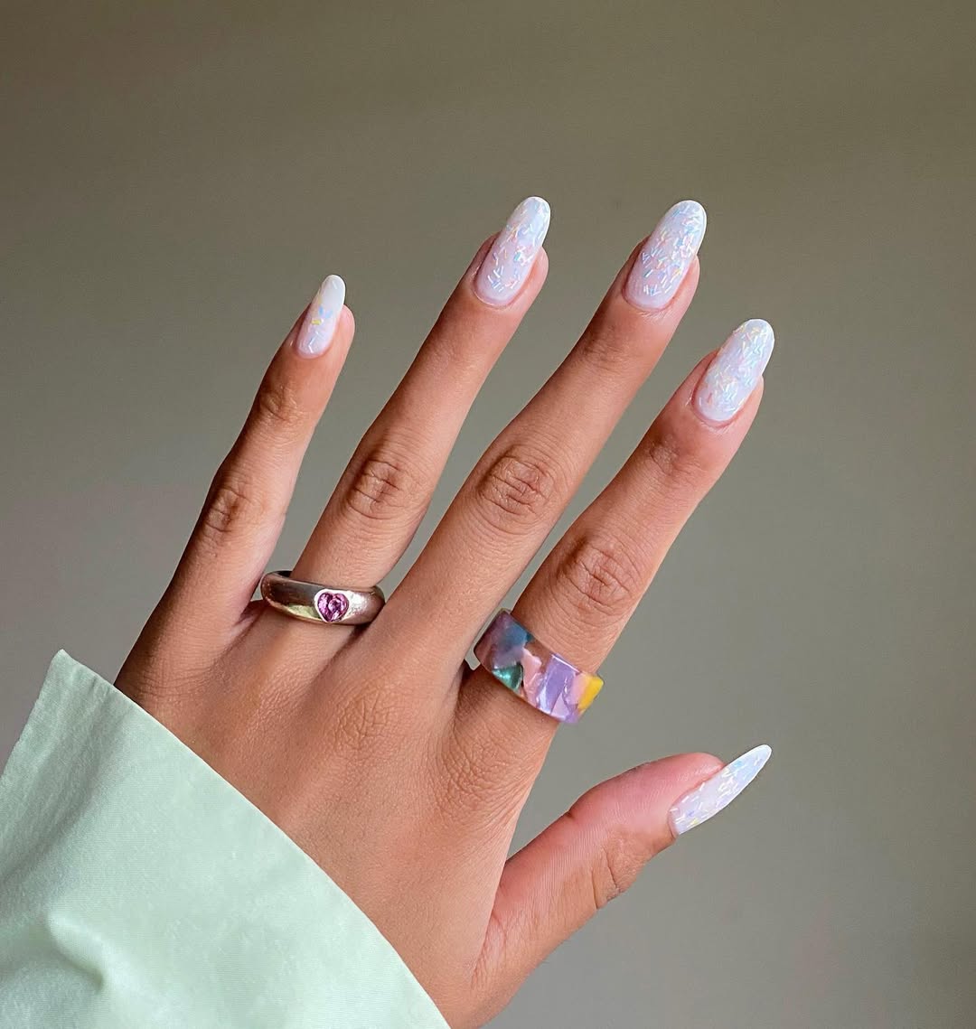 8 Round Nail Looks to Shake Up Your Routine