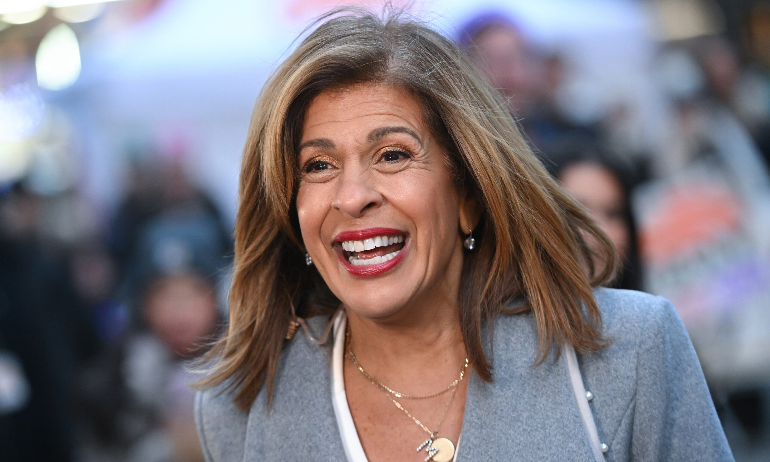 Hoda Kotb Stopped Wearing Makeup After Leaving ‘Today’